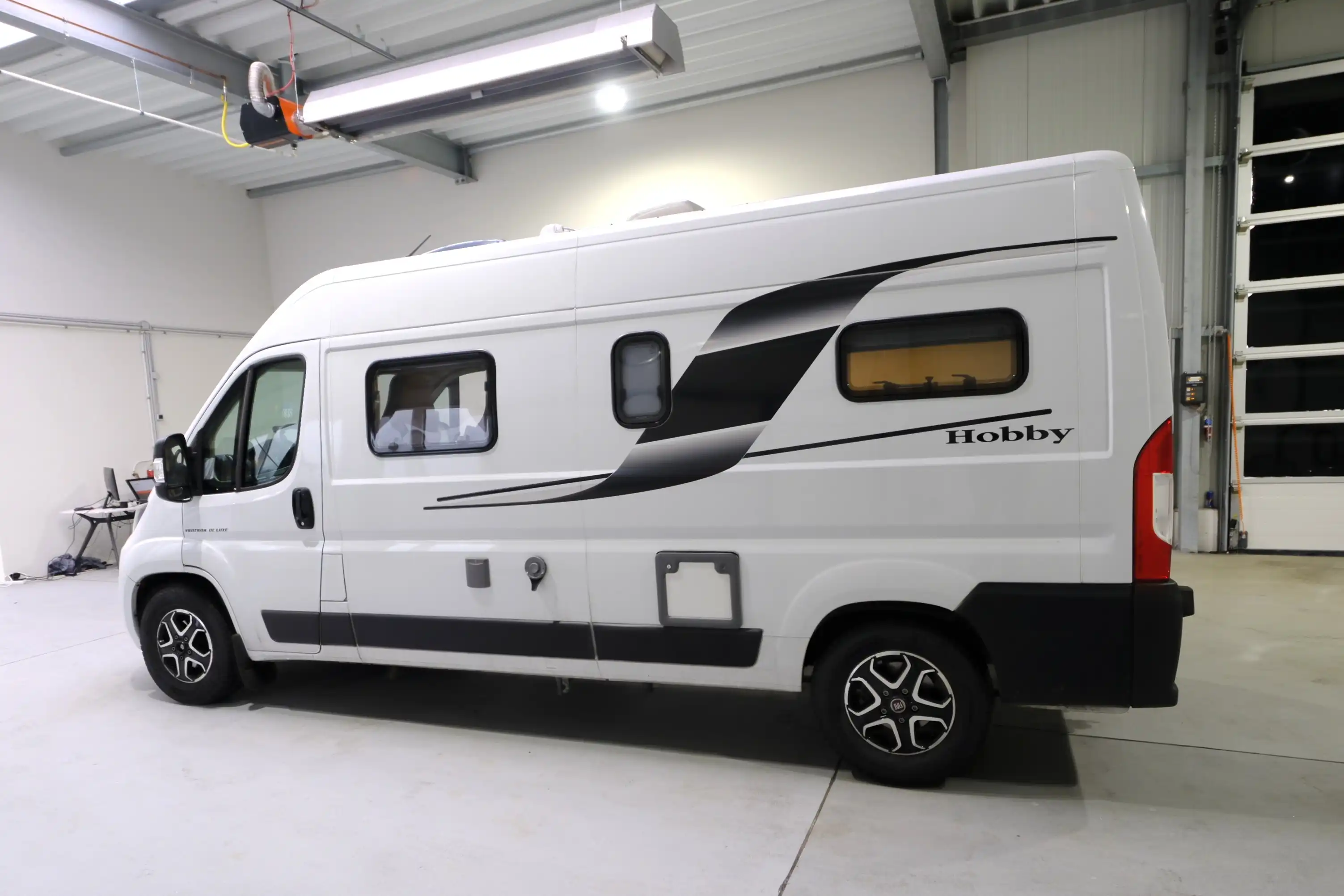 HOBBY Vantana De Luxe 60